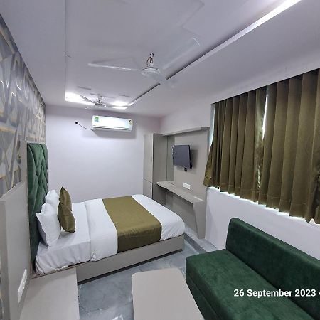Hotel Kingdom Gandhinagar Dış mekan fotoğraf