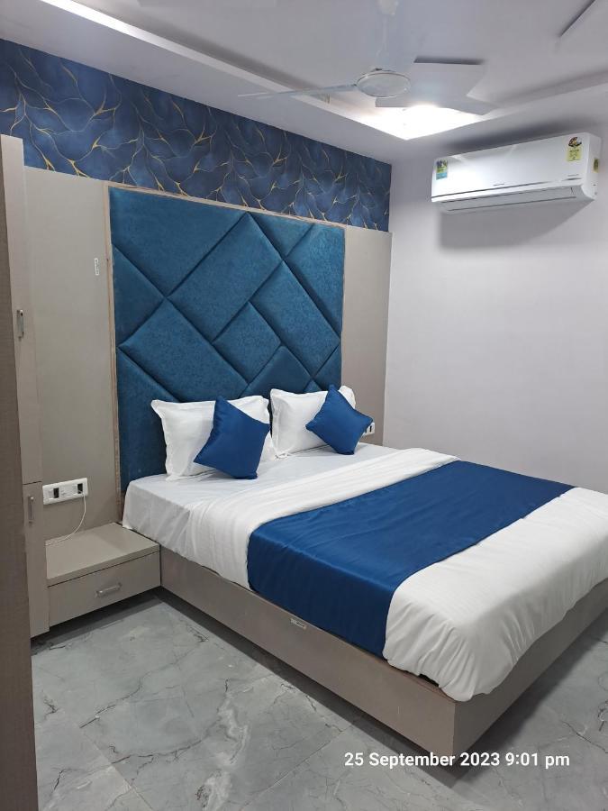 Hotel Kingdom Gandhinagar Dış mekan fotoğraf